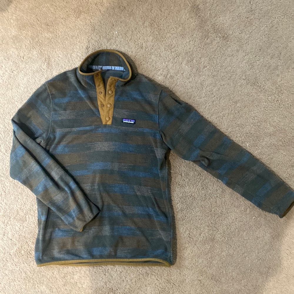 Patagonia Micro-D snap-T pullover fleece. Men’s size Small
